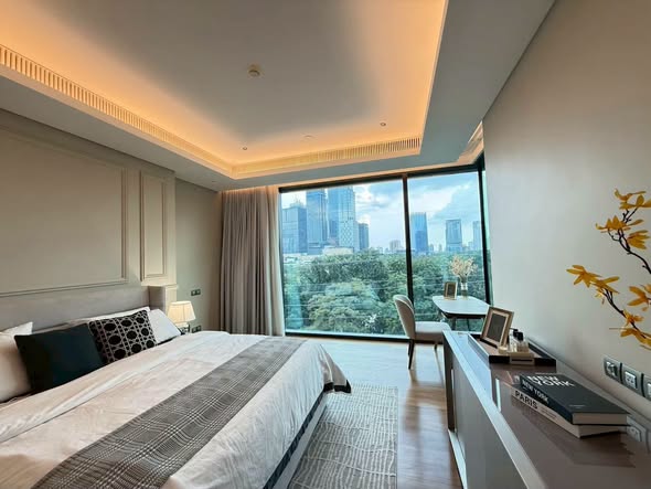 bedroom of Sindhorn Tonson