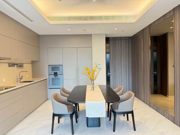 room interior of Sindhorn Tonson