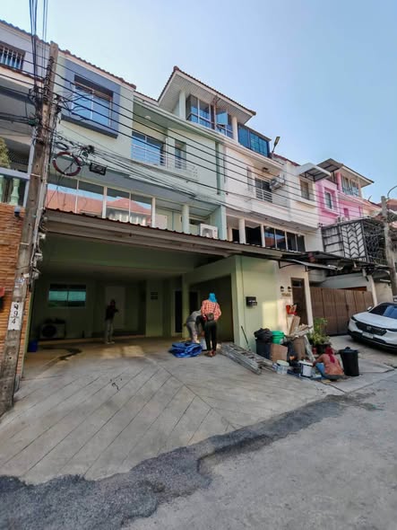 Sinthanee Housing
