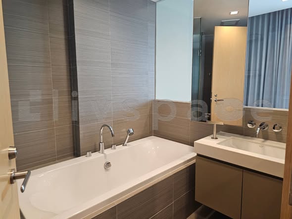 bathroom of Siri at Sukhumvit