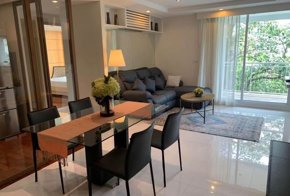 living room and room interior of สิริ เพลส กัลปพฤกษ์-สาทร : Siri Place Kalapapruek-Sathorn