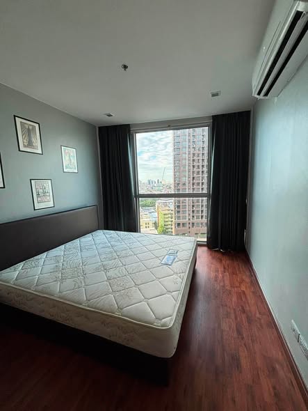 bedroom of Sky Walk Residences