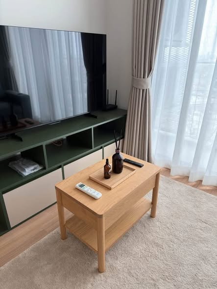 living room and room interior of Skyrise Avenue Sukhumvit 64
