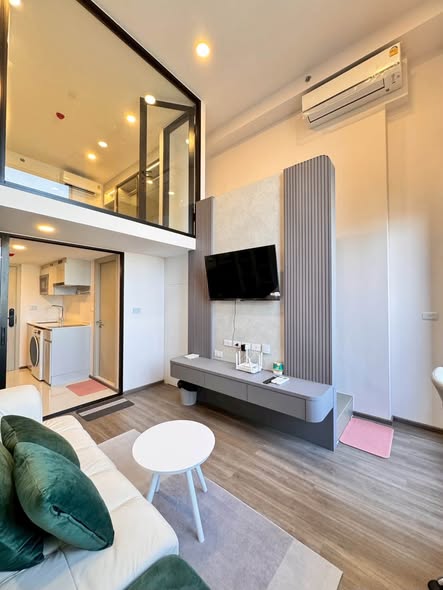 bedroom and living room and room interior of So Origin Kaset Interchange