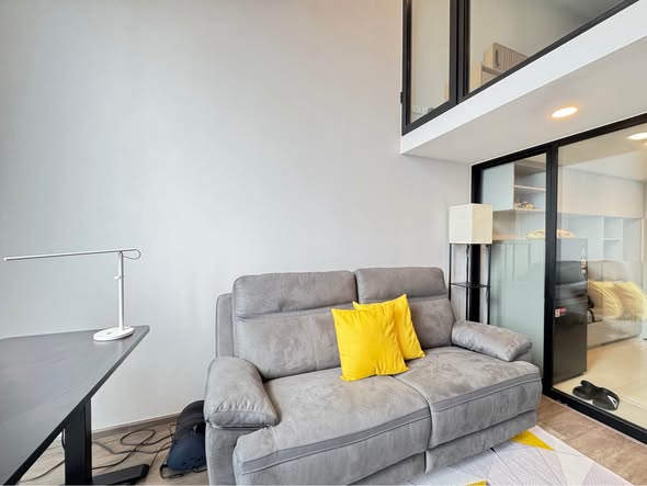 living room and room interior of So Origin Kaset Interchange