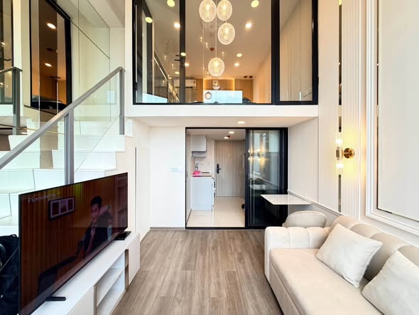 living room and room interior of So Origin Kaset Interchange