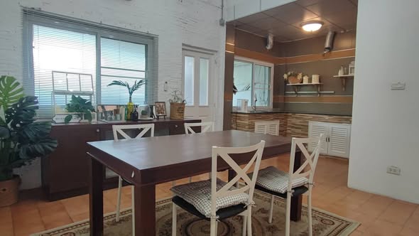 room interior of Soi Mu Ban 84 Alley