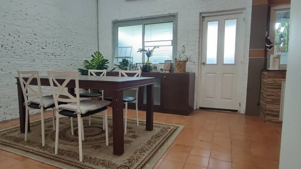 room interior of Soi Mu Ban 84 Alley