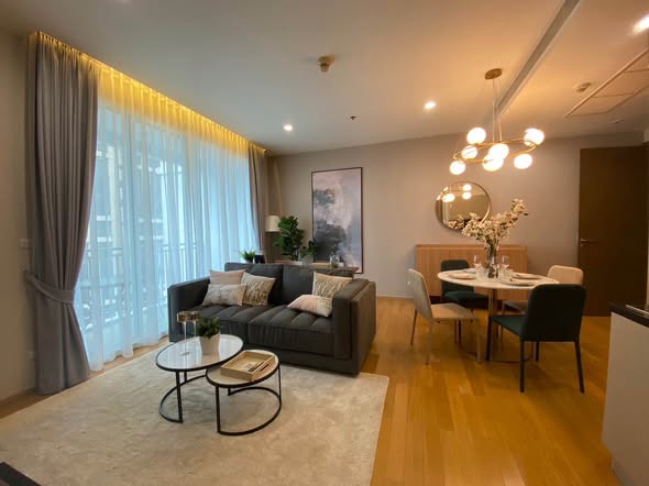 living room of Soi Sukhumvit 39