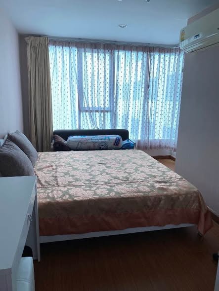 bedroom of Sukhumvit Living Town
