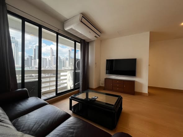 bedroom of Sukhumvit Park