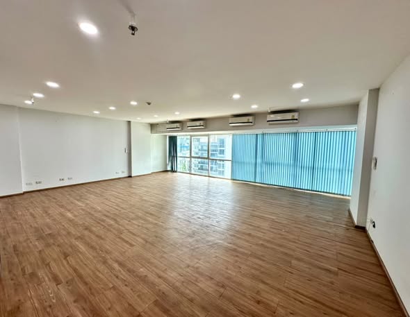 Sukhumvit Suite