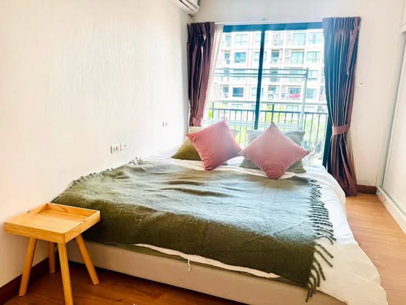 bedroom of Supalai City Resort Bearing Station (Sukhumvit 105)