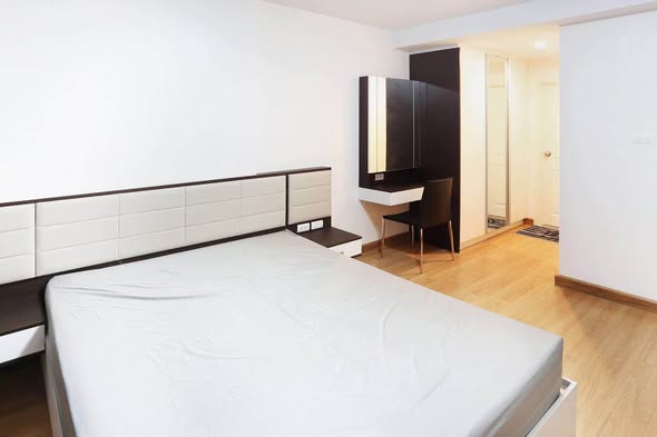 bedroom and room interior of Supalai City Resort Bearing Station (Sukhumvit 105)