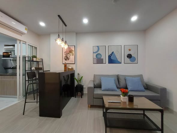 living room of Supalai City Resort Charan 91