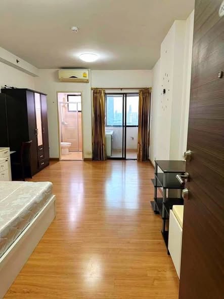 bedroom of Supalai City Resort Ramkhamhaeng