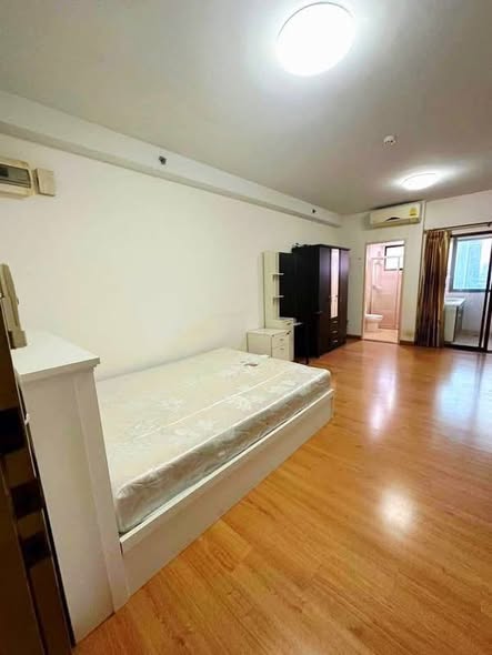 bedroom of Supalai City Resort Ramkhamhaeng