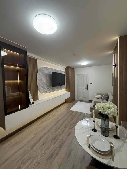 bedroom and living room of Supalai City Resort Ratchada-Huai Khwang
