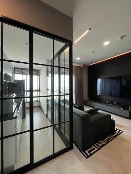 living room and room interior of Supalai Loft Talat Phlu Station