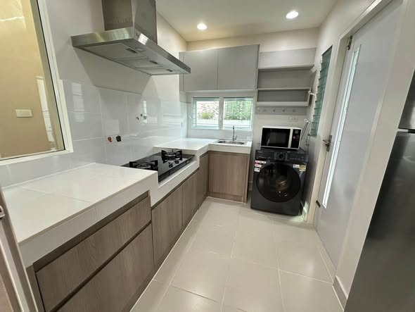 kitchen of Supalai Orchid Park Housing Juristic