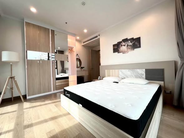 bedroom of Supalai Oriental Sukhumvit 39