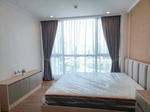 bedroom of Supalai Oriental Sukhumvit 39