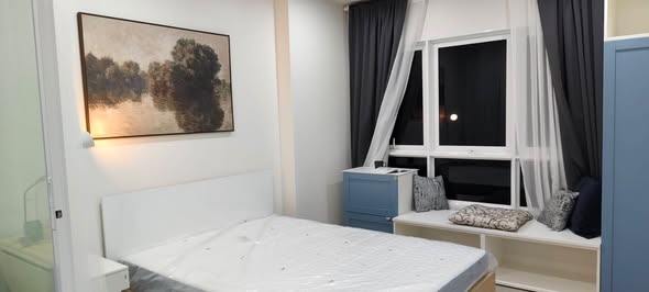 bedroom of Supalai Park Yaek Fai Chai Station