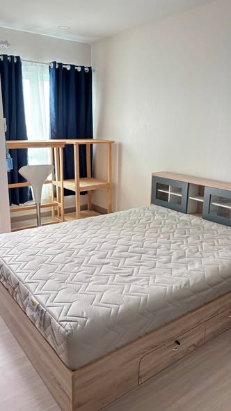 bedroom of Supalai Park Yaek Fai Chai Station