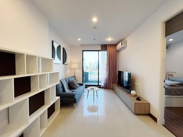 living room and bedroom and room interior of Supalai Premier @ Asoke