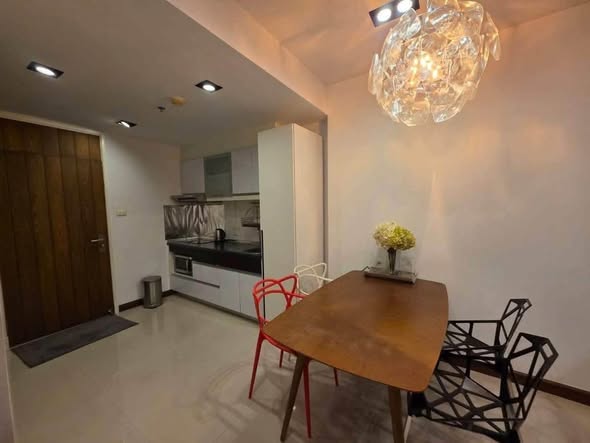 room interior of Supalai Premier @ Asoke