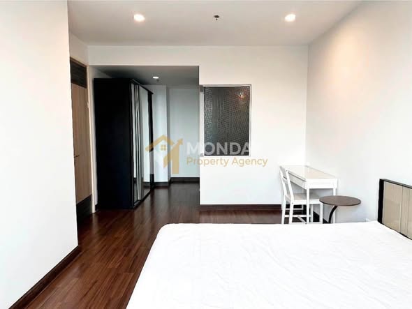 bedroom of Supalai Premier Ratchathewi