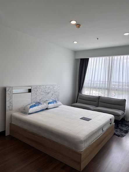 bedroom of Supalai Prima Riva