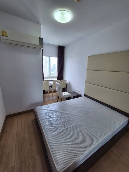 bedroom of Supalai River Resort