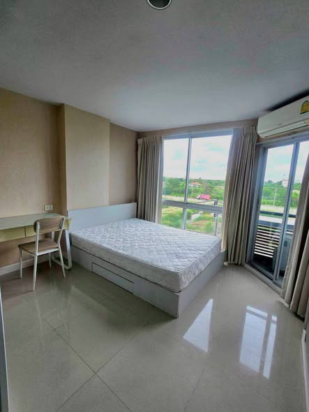 bedroom of Swift Condo