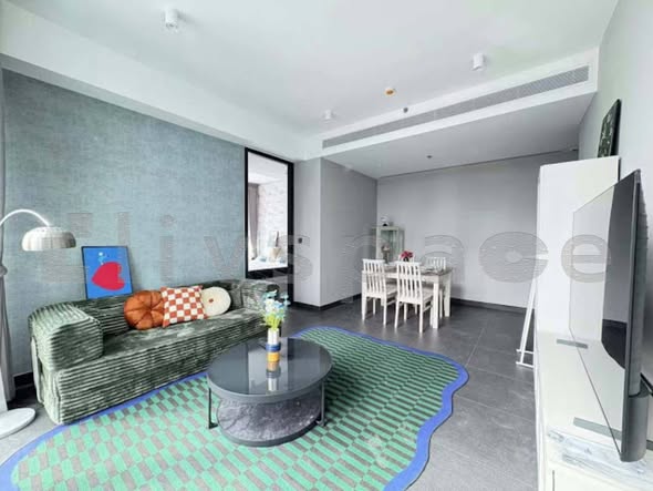 living room of Tait Sathorn 12