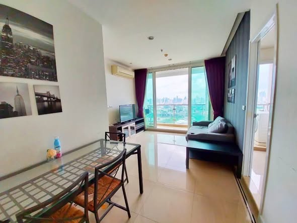 bedroom of TC-Green Condominium