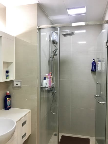 room interior and bathroom of TC-Green Condominium