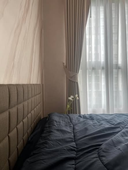 bedroom of Teal Sathon-Taksin