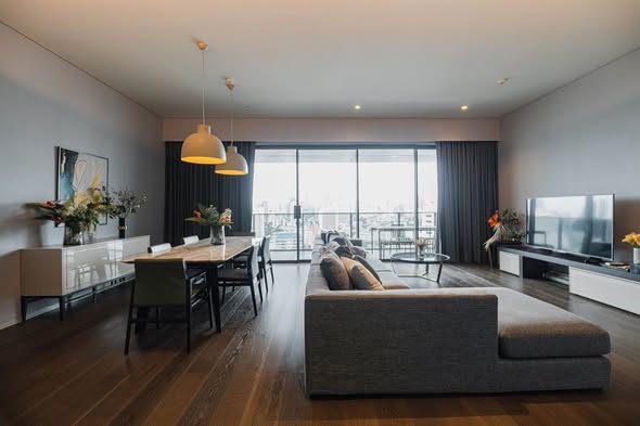 living room of Tela Thonglor