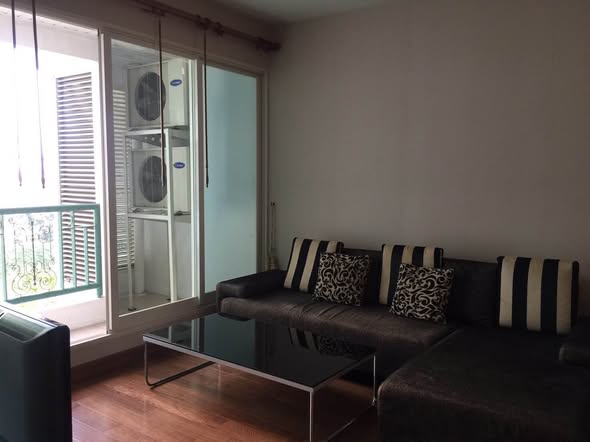 bedroom and living room and room interior of The Address Chidlom
