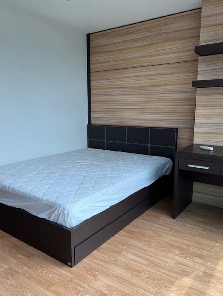 bedroom of The Alcove 49