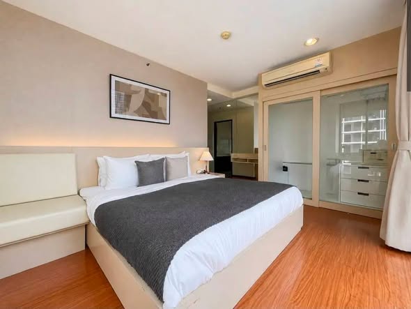 bedroom of The Alcove Thonglor 10