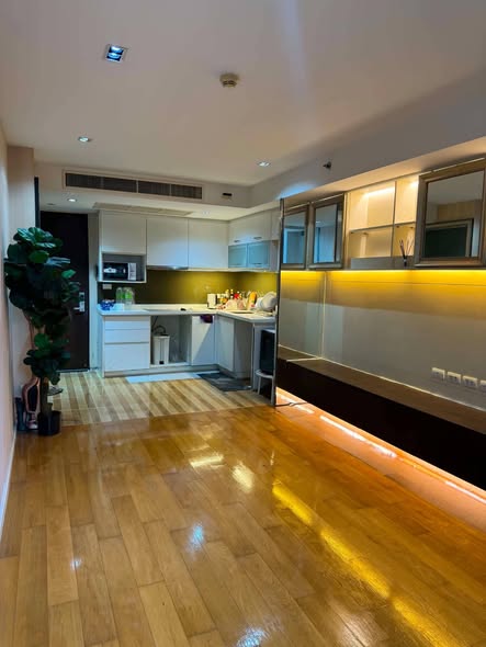 kitchen of The Alcove Thonglor 10