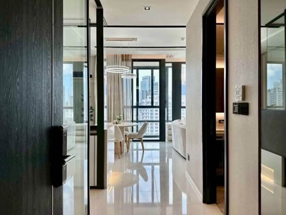 room interior of The Bangkok Thonglor