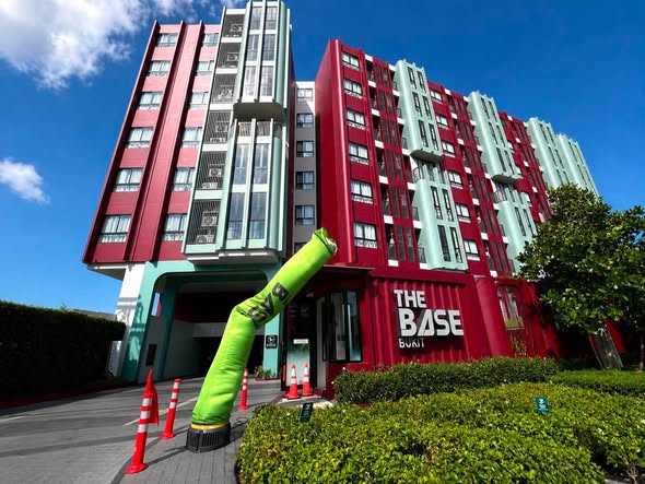 The Base Bukit Phuket เดอะ เบส บูกิต ภูเก็ต