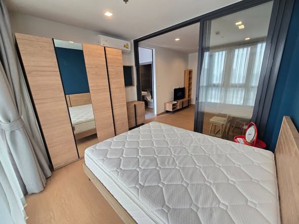 bedroom and room interior of THE BASE Garden Rama 9
