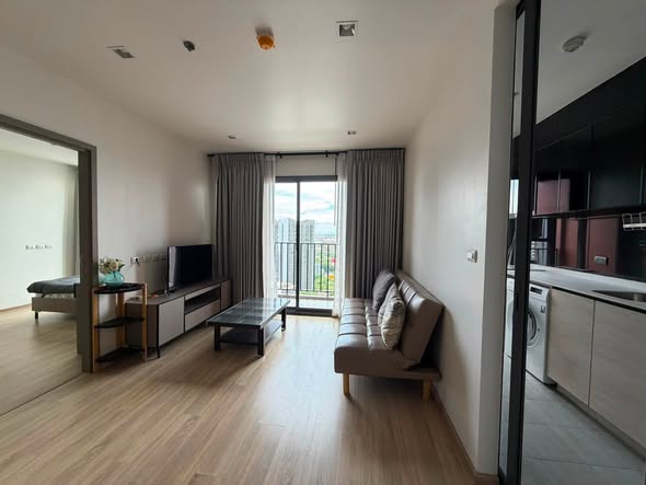 bedroom and room interior of THE BASE Garden Rama 9