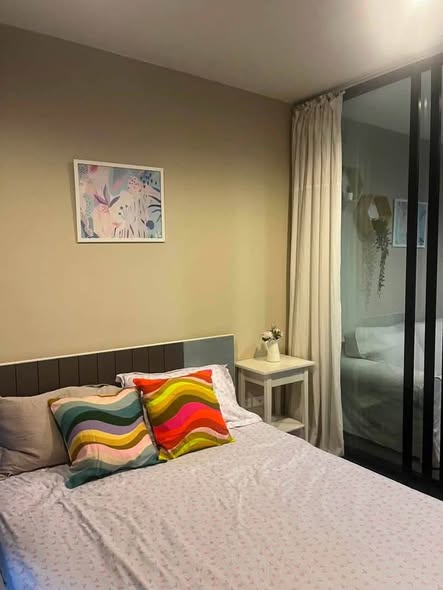 bedroom of THE BASE Park West – Sukhumvit 77