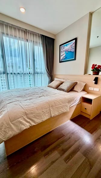 bedroom of THE BASE Park West – Sukhumvit 77