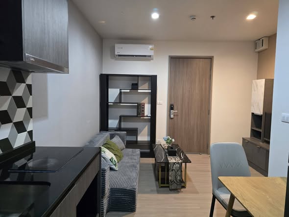 THE BASE Phetchaburi-Thonglor เดอะ เบส เพชรบุรี – ทองหล่อ